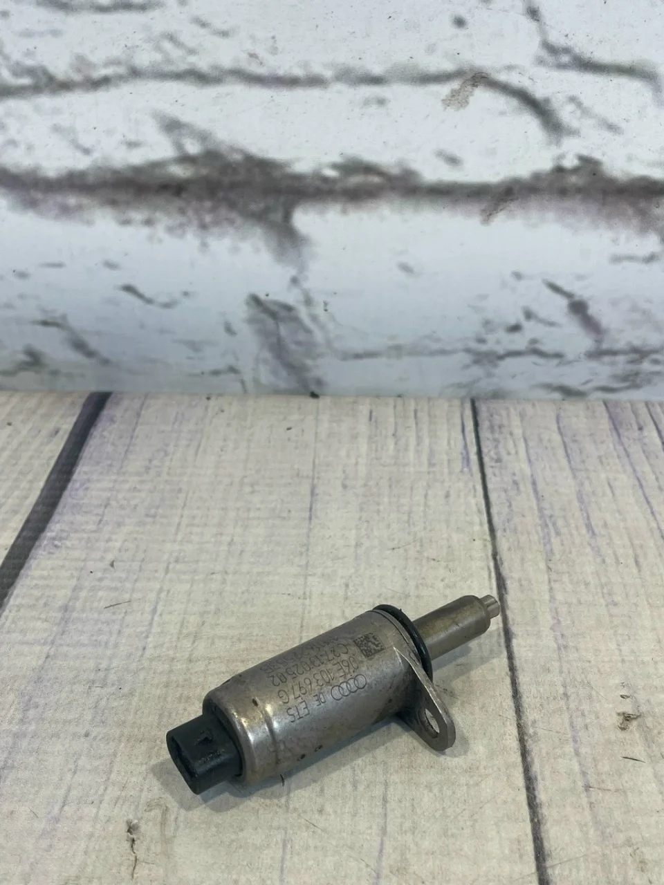 Клапан электромагнитный Audi A6 2004-2011 C6