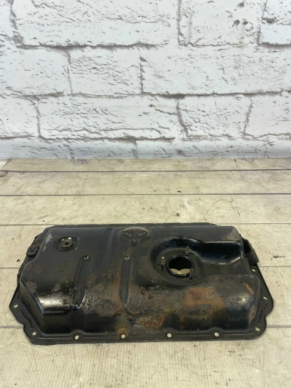 Масляный поддон двигателя Audi A6 2004-2011 C6