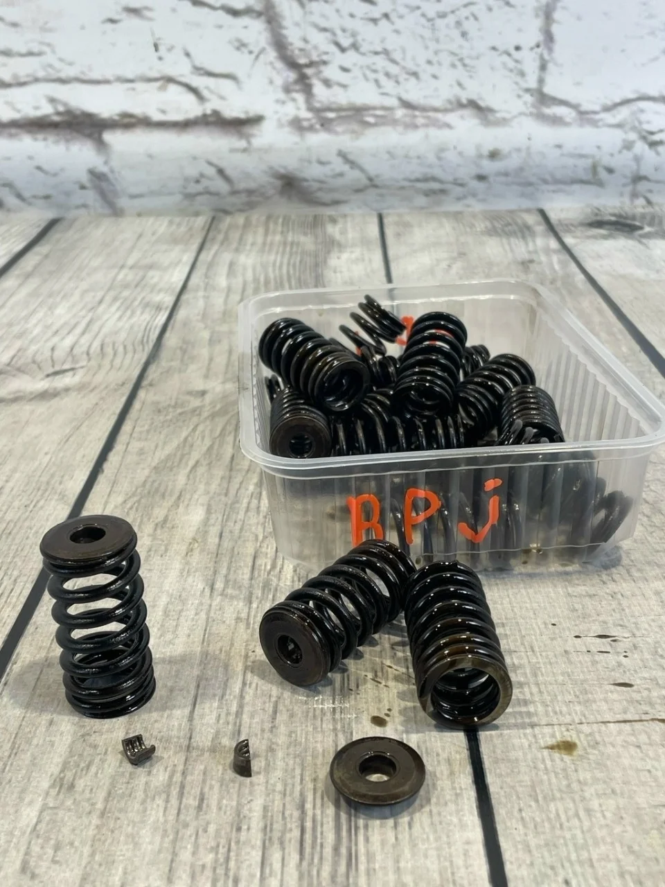 Пружина клапана Audi A6 2004-2011 C6