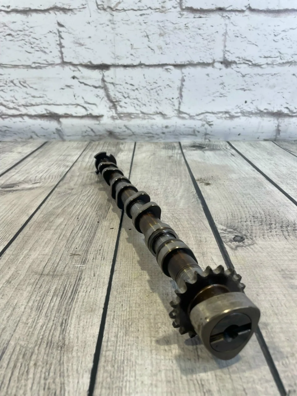 Распредвал выпускной Audi A6 2004-2011 C6