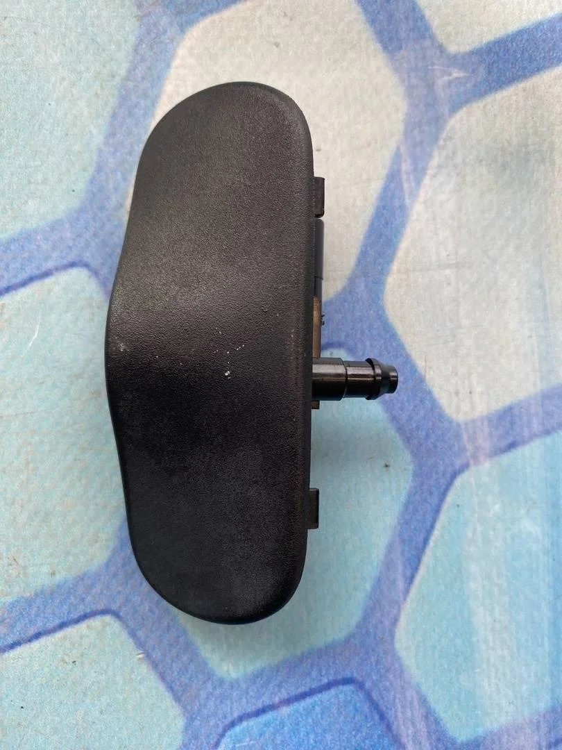 Форсунка омывателя стекла Audi A6 2011-.. C7