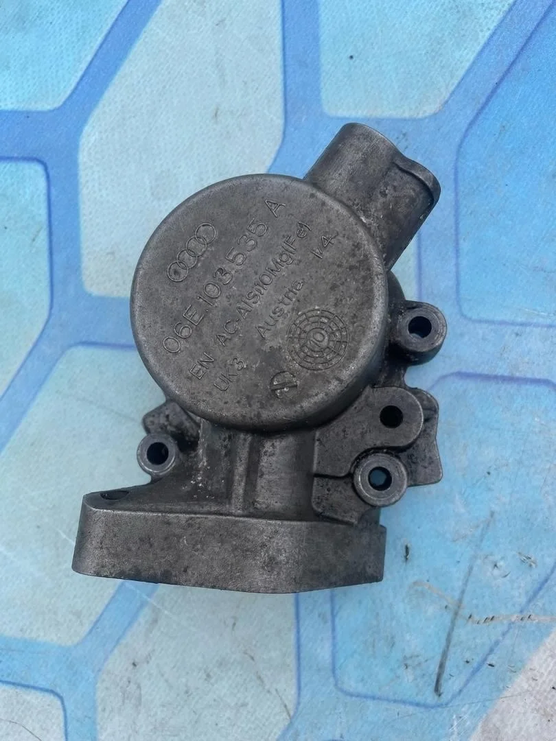 Крышка распредвала Audi A6 2011-н.. C7