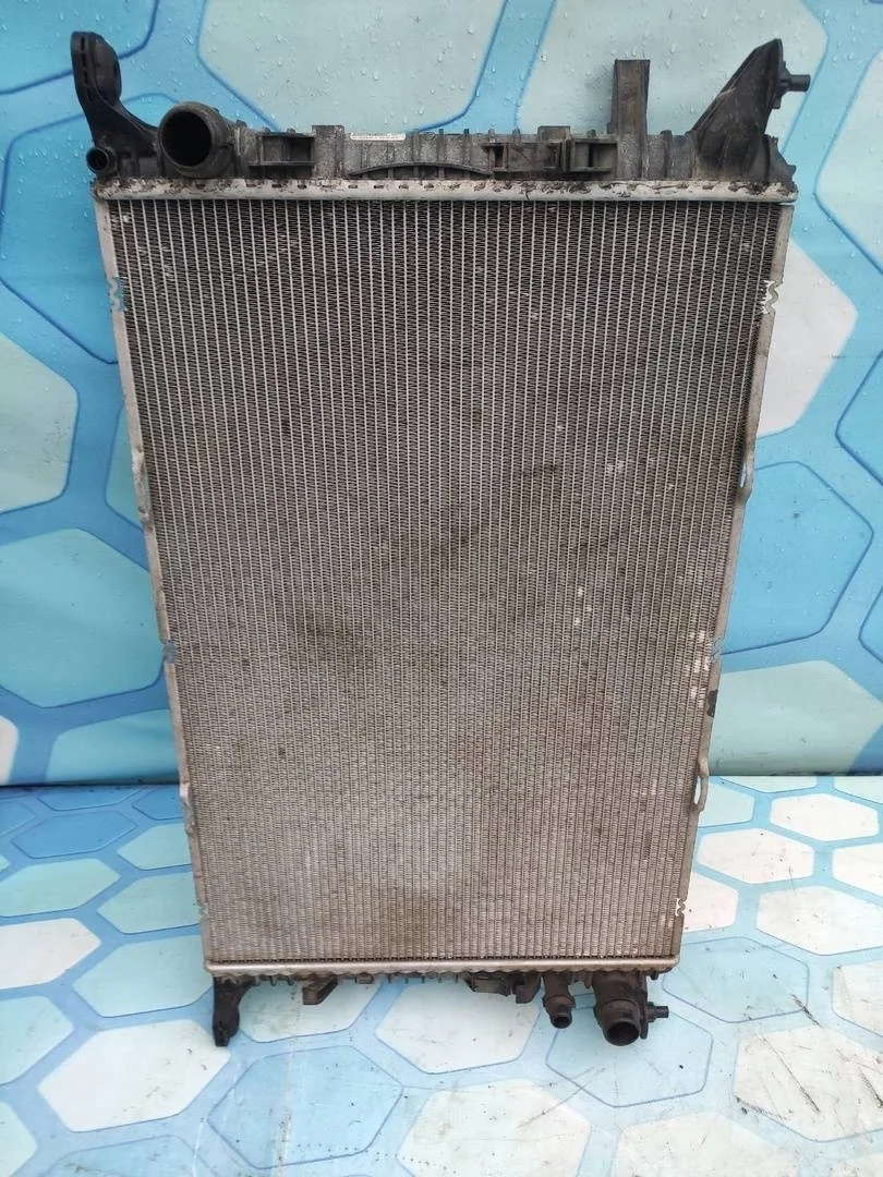 Радиатор основной Audi A8 2010-2017 4H