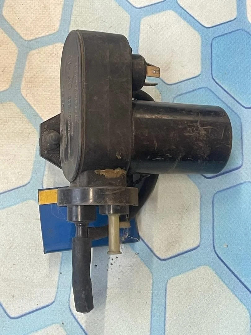 Моторчик круиз-контроля Audi A8 1994-1998 D2