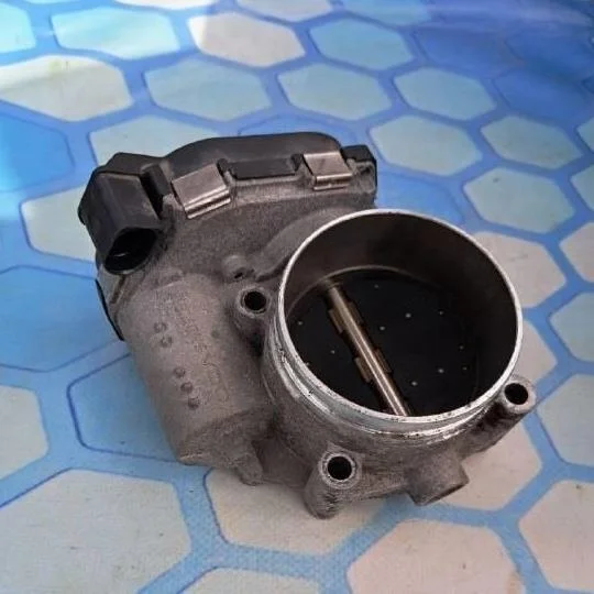 Дроссельная заслонка Audi A8 2003-2010 D4