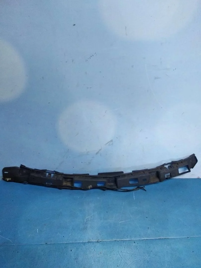 Кронштейн заднего бампера Opel Astra H 2004-2015