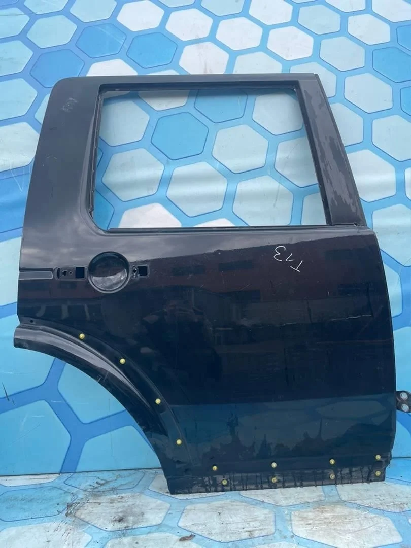 Дверь задняя правая Land Rover Discovery 3 2004-2009