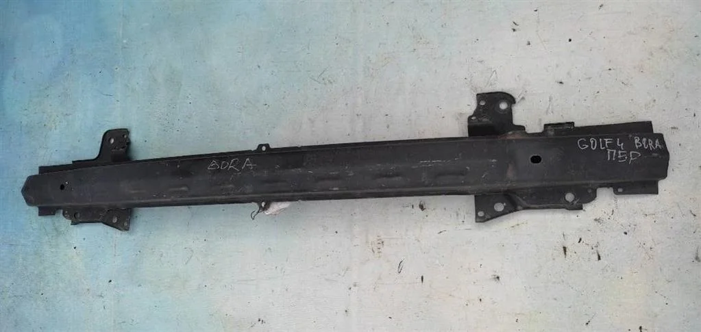 Усилитель бампера переднего VW Golf 4 1997-2005