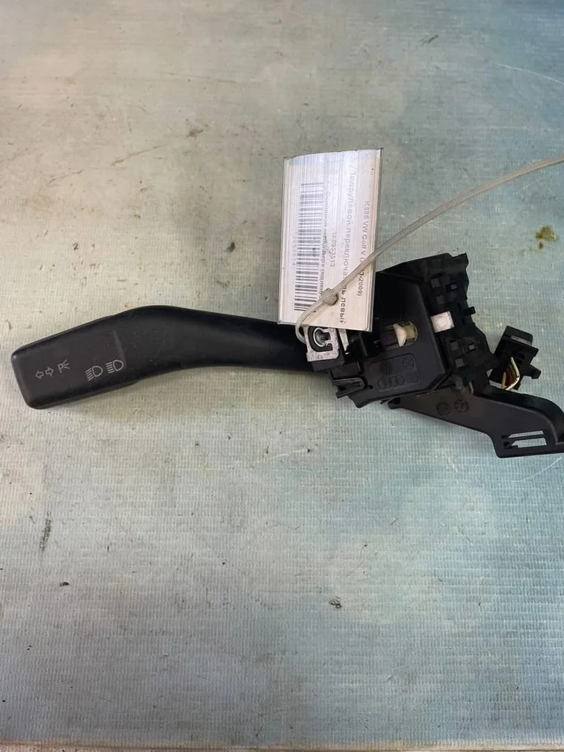 Подрулевой переключатель левый VW Golf 2003-2009