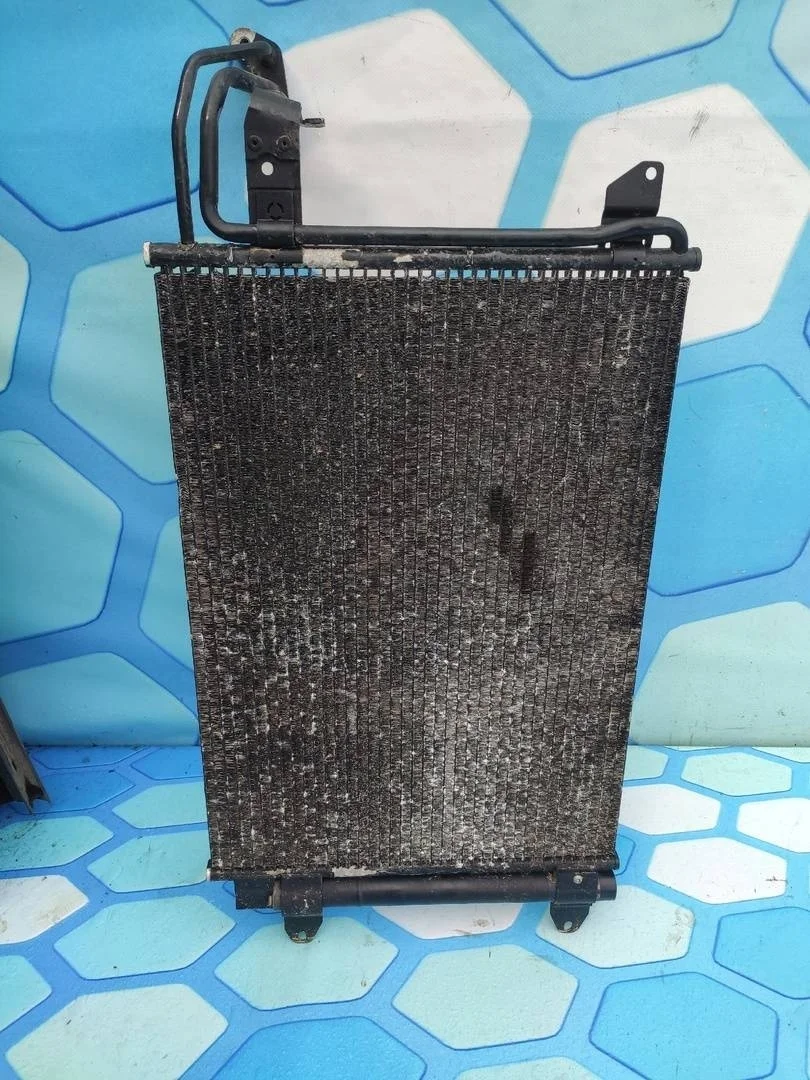 Радиатор кондиционера VW Golf 2003-2009