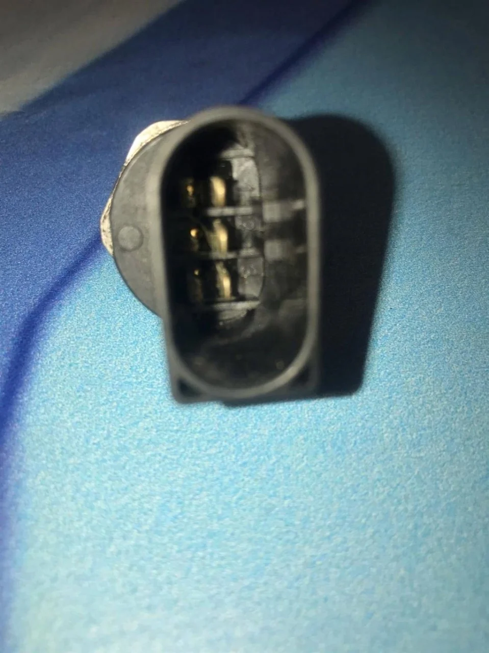 Датчик давления топлива VW Golf 7 2012-2017