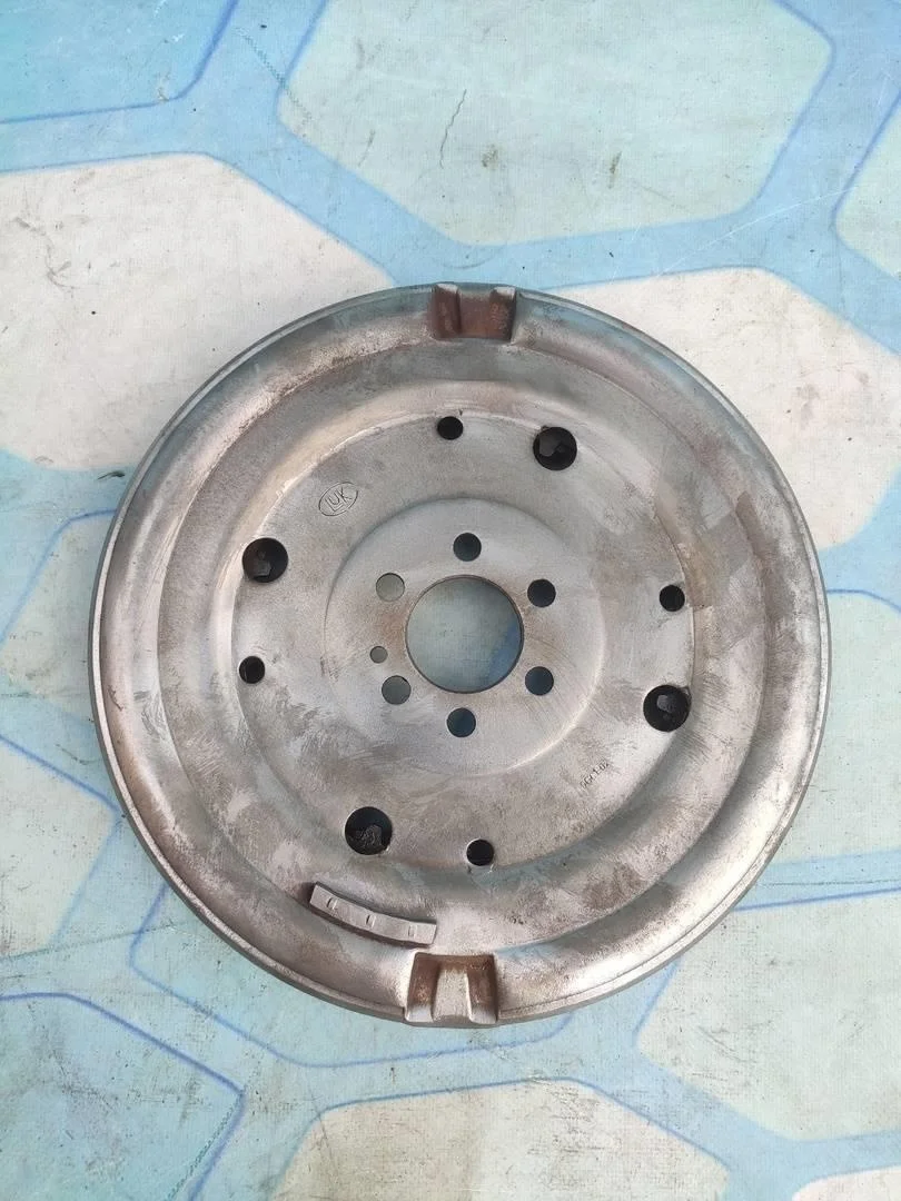 Маховик VW Golf 7 2012-2017