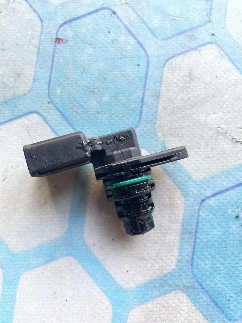 Датчик положения распредвала VW Jetta 2006-2011