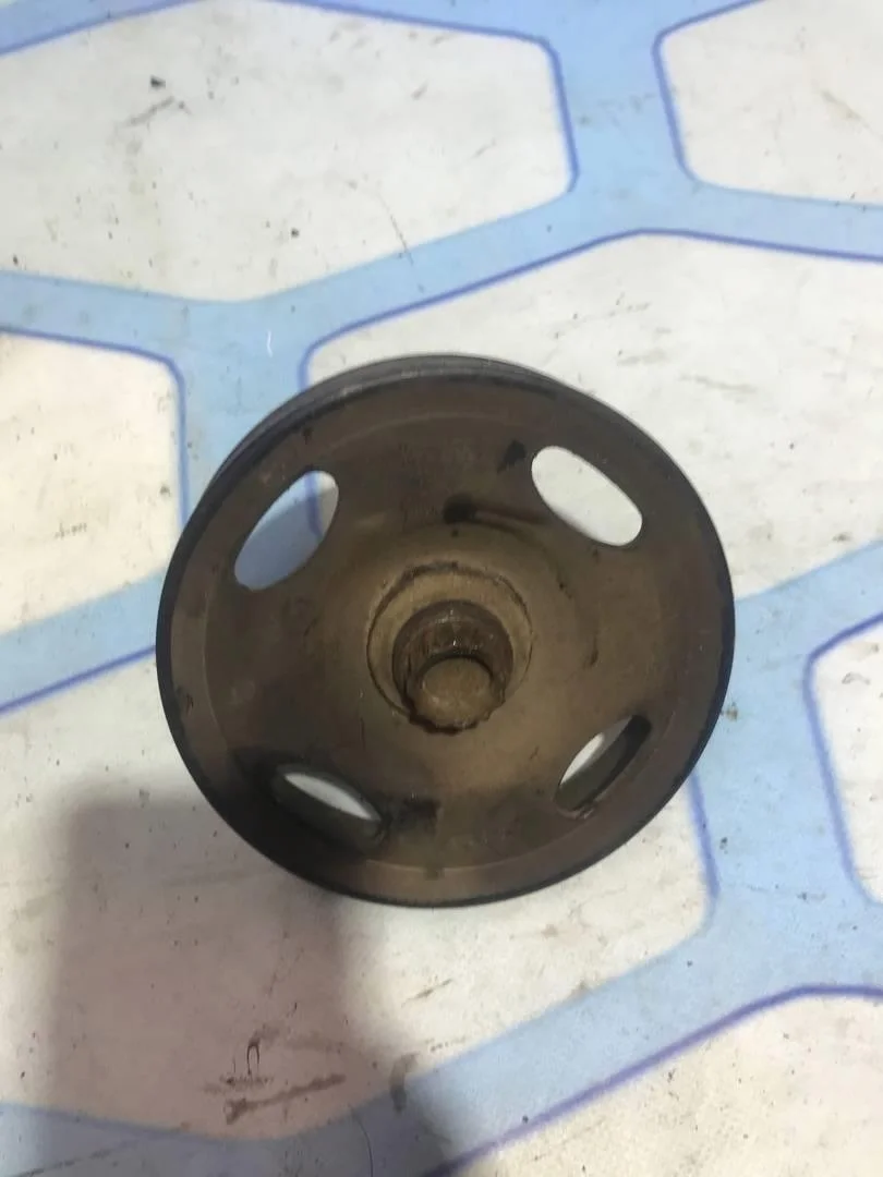 Шкив коленвала VW Jetta 2011-..