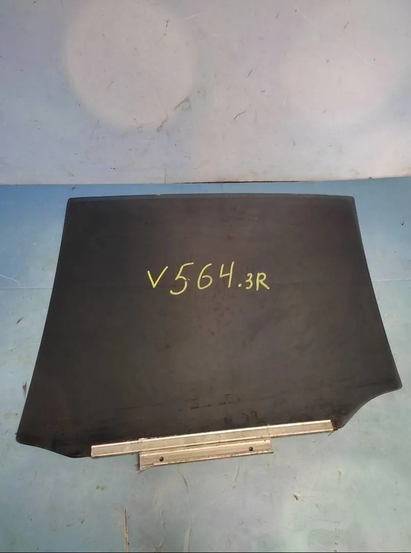 Стекло двери заднее правое универсал Lexus RX 400h 2003-2009