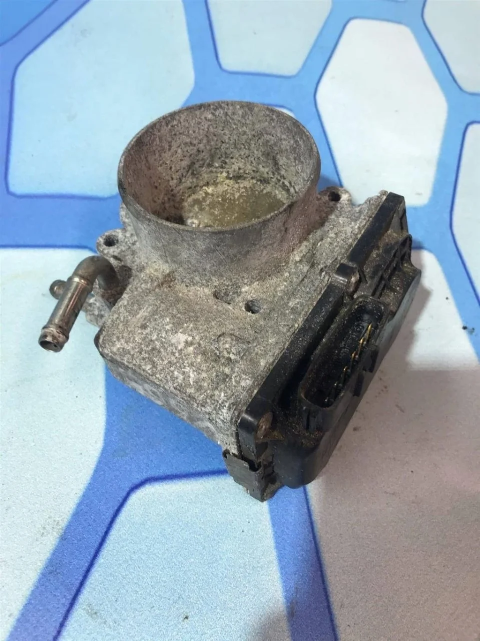 Дроссельная заслонка Lexus RX 400h 2003-2009