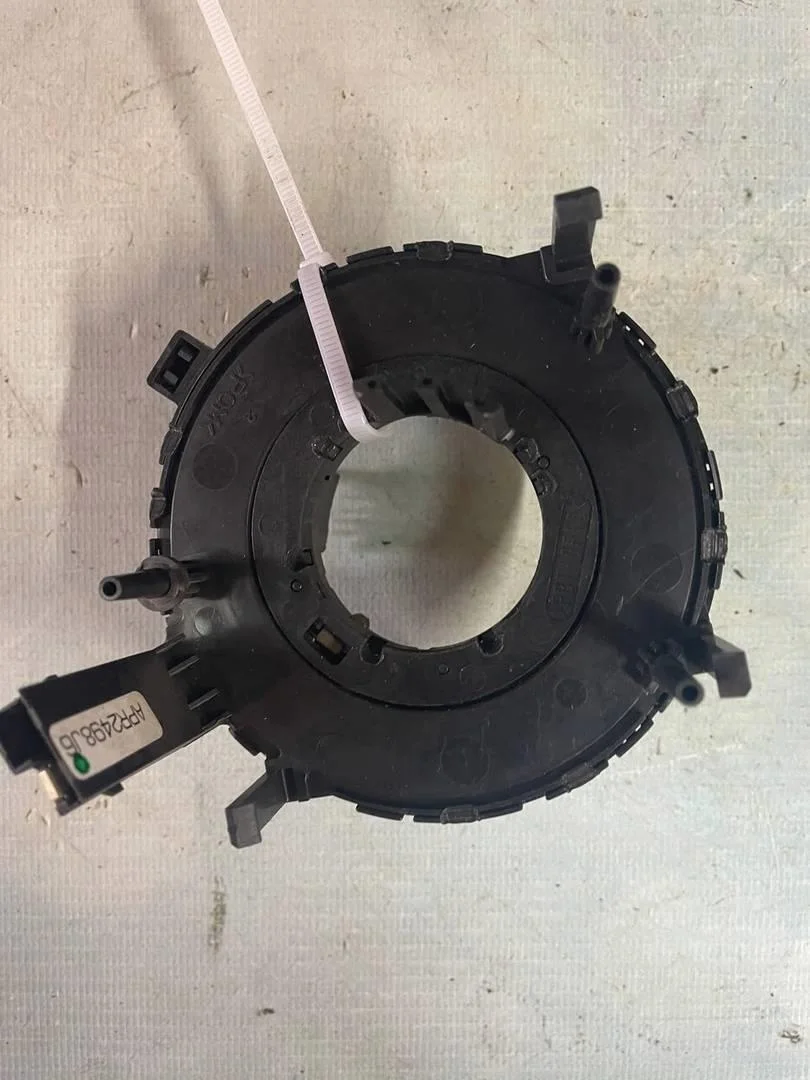 Кольцо контактное подушки безопасности VW Passat 1996-2000 B5