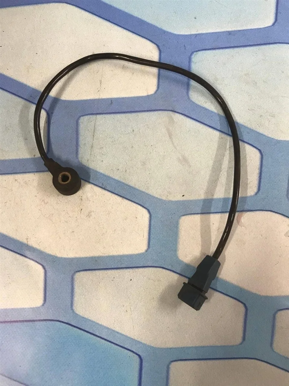 Датчик детонации VW Passat 1996-2000 B5