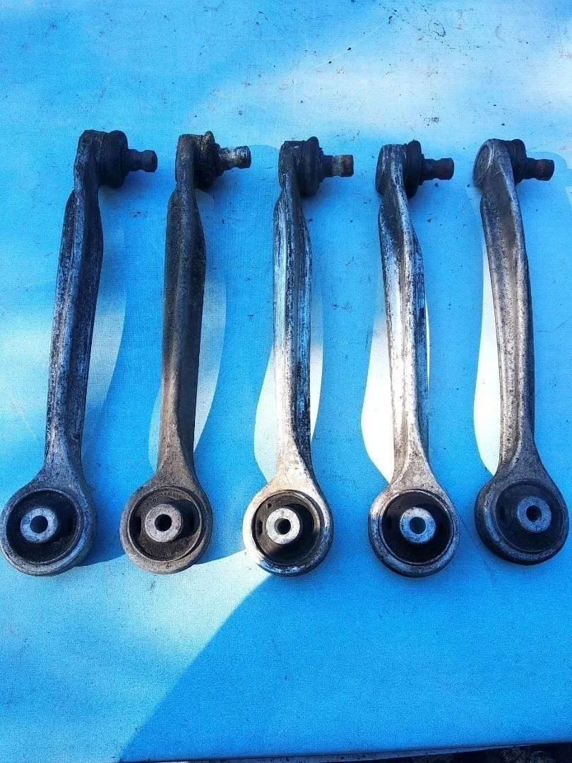 Рычаг передний верхний левый VW Passat 2001-2005 B5+