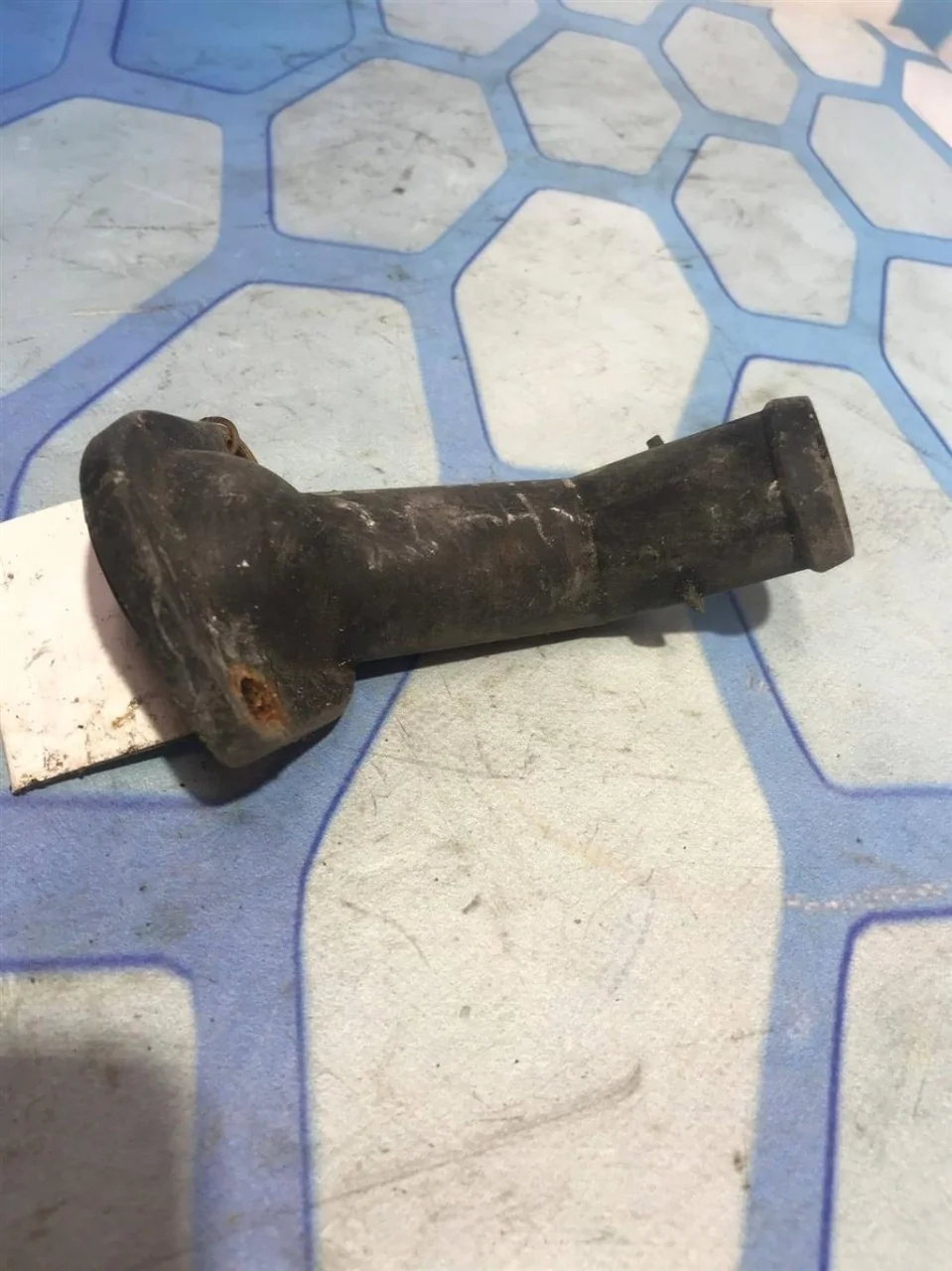 Фланец двигателя системы охлаждения VW Passat 2001-2005 B5+