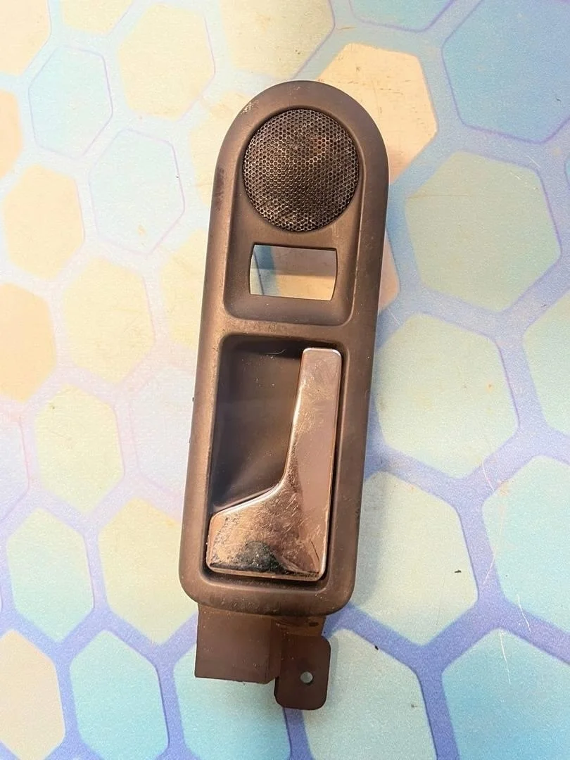 Ручка открывания двери внутренняя задняя левая VW Passat 2001-2005 B5+