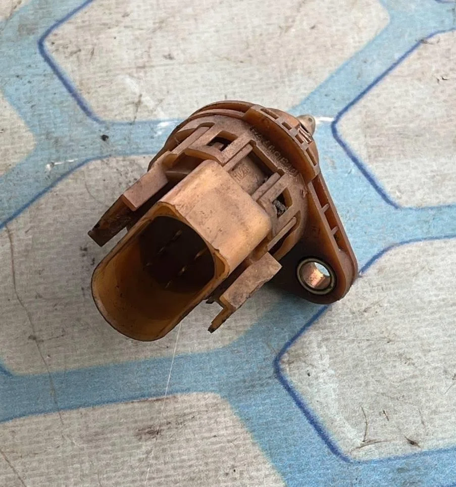 Датчик акпп VW Passat 2001-2005 B5+
