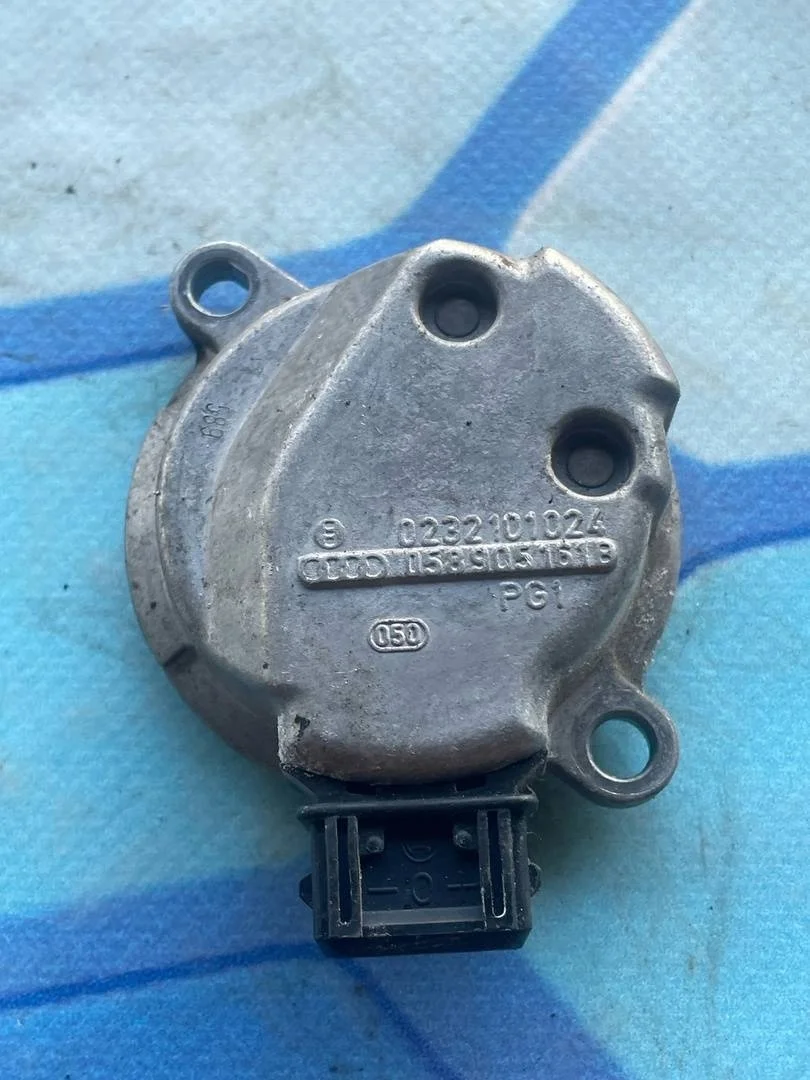 Датчик положения распредвала VW Passat 2001-2005 B5+