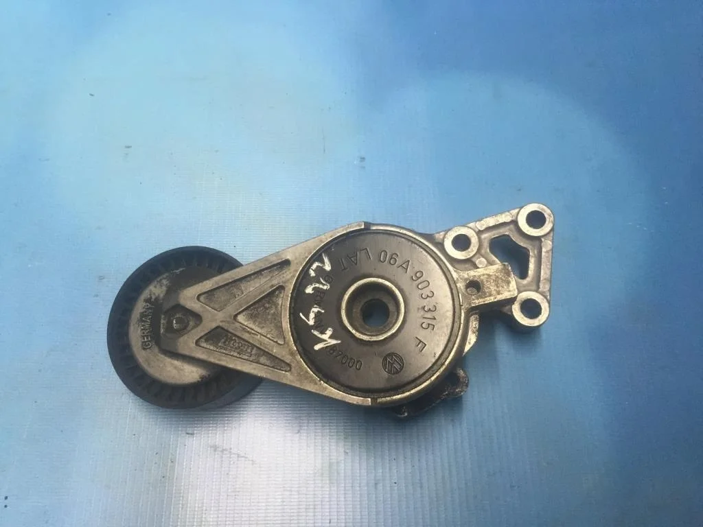 Ролик натяжителя ремня VW Passat 2005-2010 B6