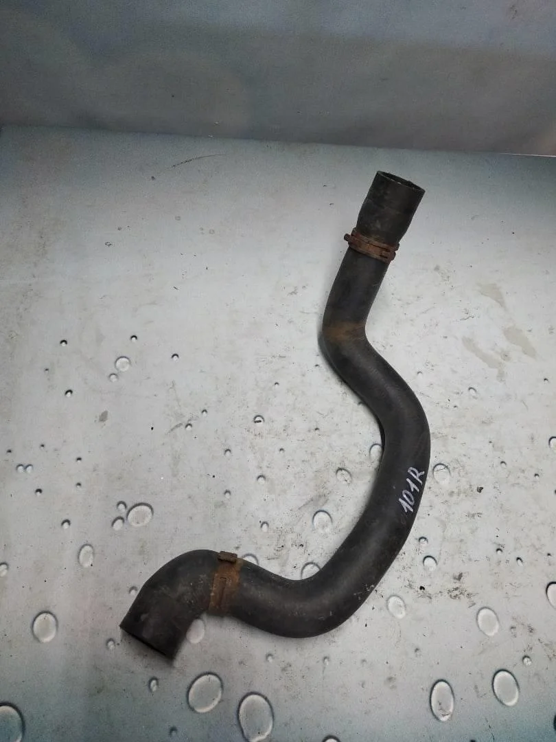 Патрубок охлаждения VW Passat 2005-2010 B6