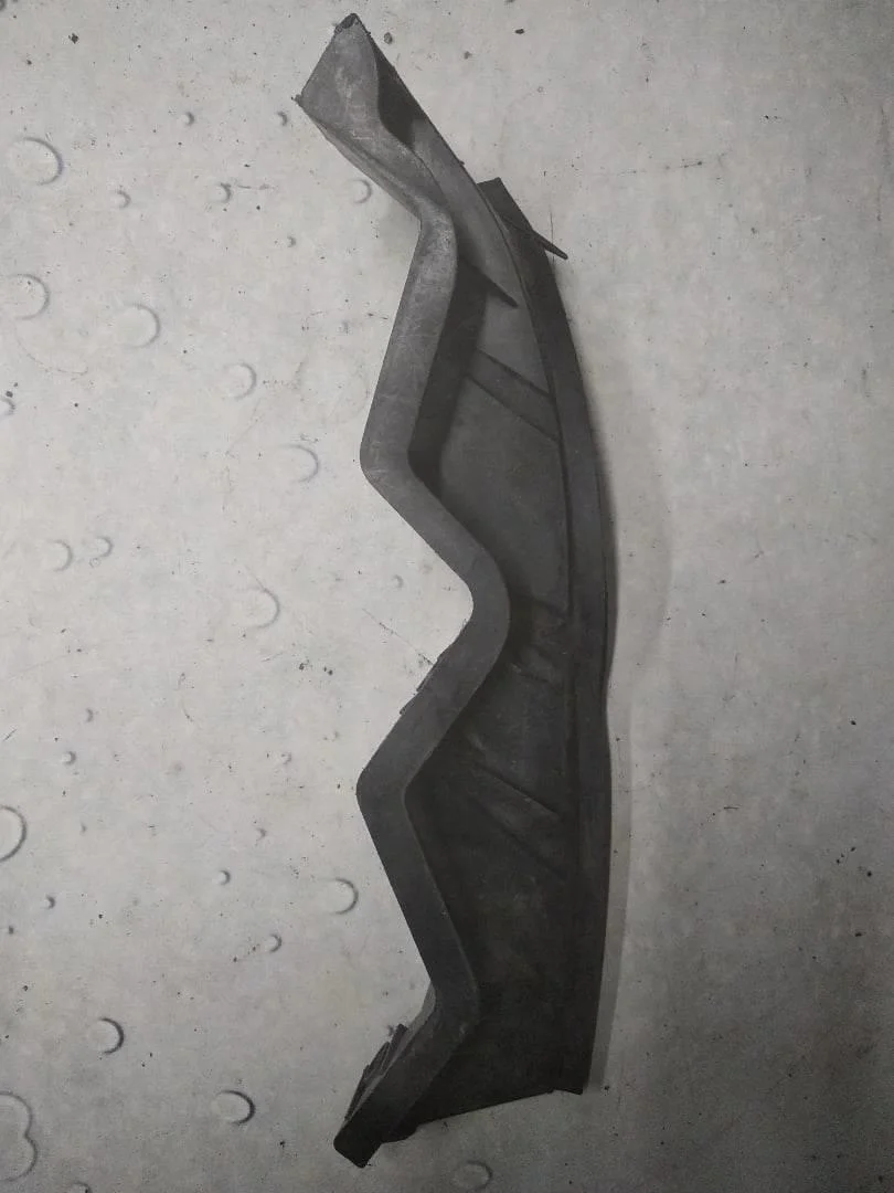 Кронштейн переднего бампера правый VW Passat 2005-2010 B6