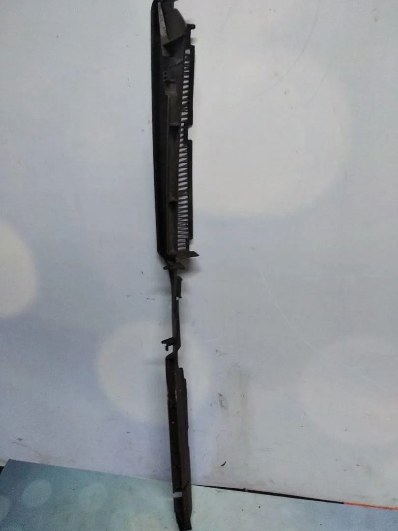 Воздуховод радиатора охлаждения VW Passat 2005-2010 B6