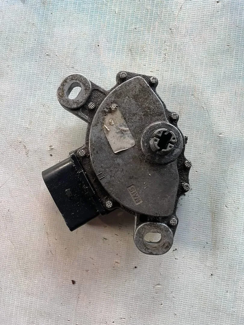 Датчик положения селектора VW Passat 2005-2010 B6