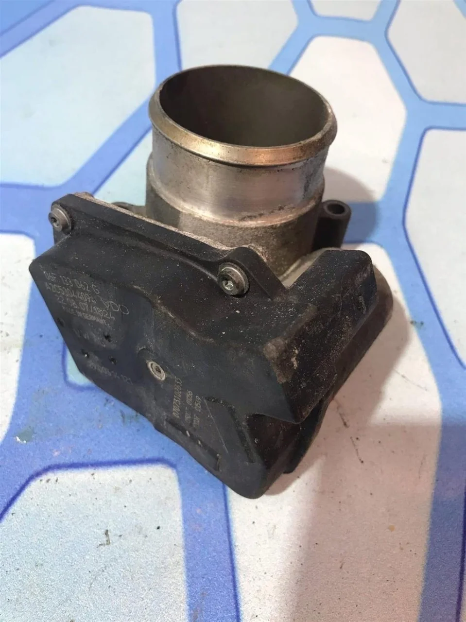 Дроссельная заслонка VW Passat 2005-2010 B6