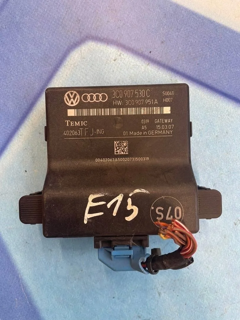 Диагностический интерфейс шин данных VW Passat 2005-2010 B6