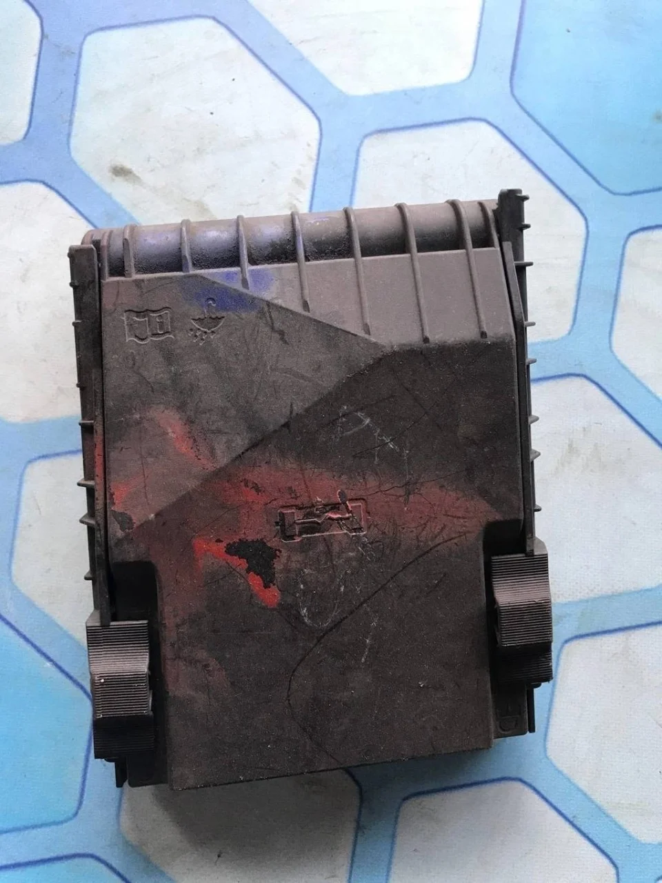 Крышка блока предохранителей VW Passat 2005-2010 B6