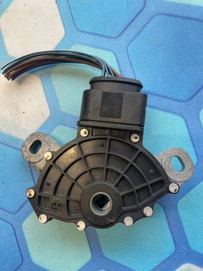 Датчик положения селектора VW Passat 2005-2010 B6