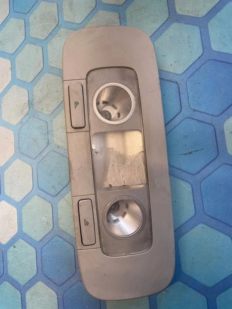 Плафон освещения салона VW Passat 2005-2010 B6