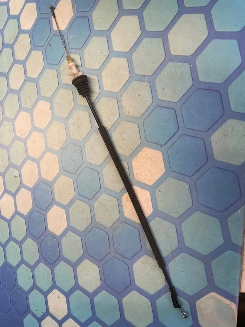 Трос открывания задней двери VW Passat 2005-2010 B6