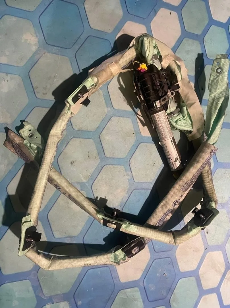 Подушка безопасности шторка левая VW Passat 2005-2010 B6