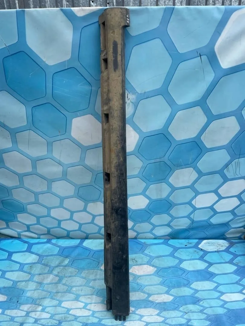 Накладка порога наружная левая VW Passat 2005-2010 B6