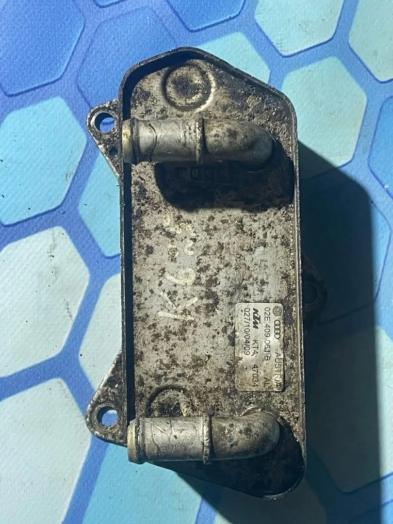 Радиатор акпп VW Passat 2005-2010 B6