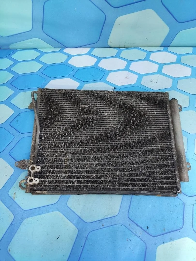 Радиатор кондиционера VW Passat 2005-2010 B6