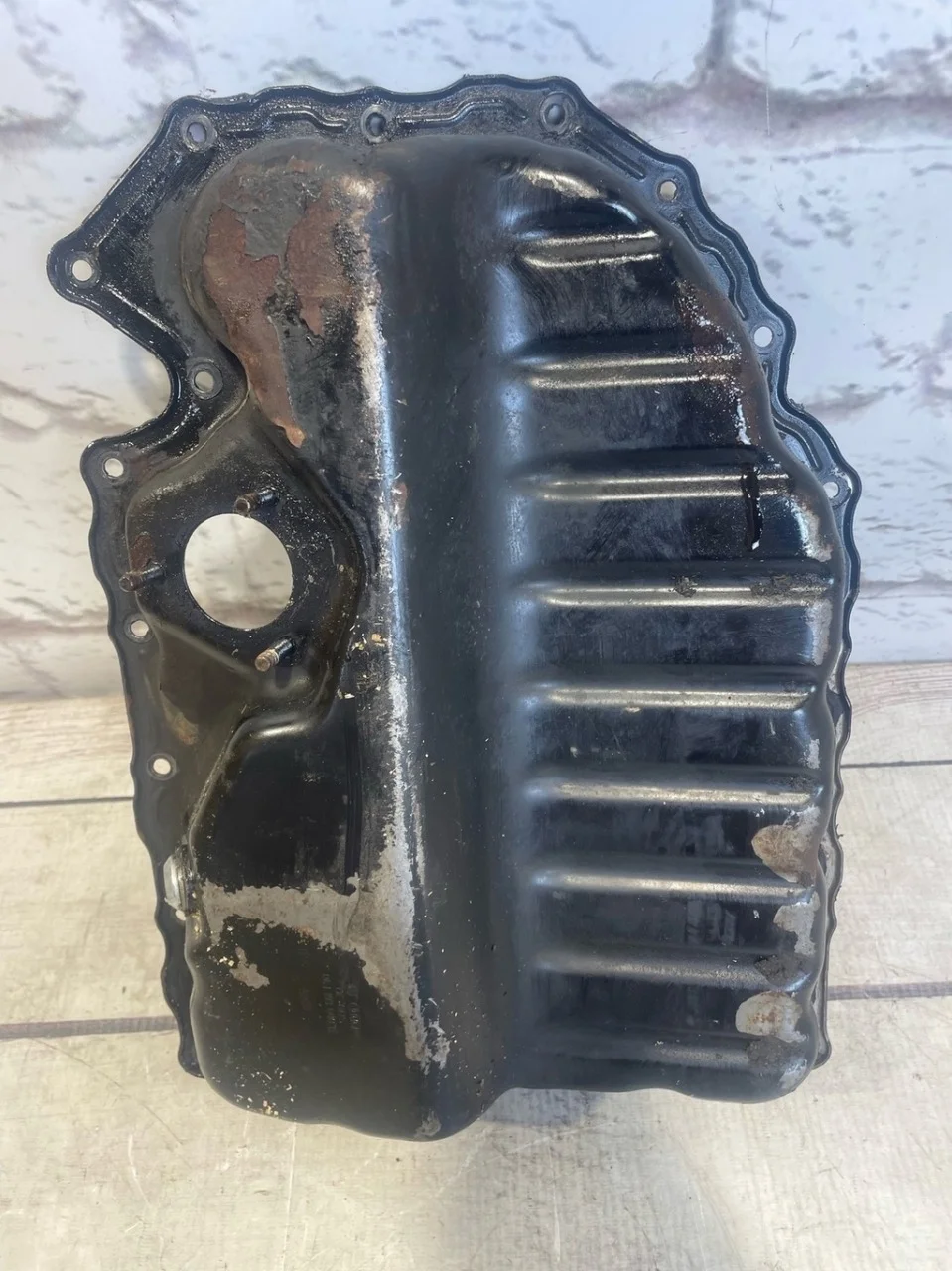 Поддон масляный двигателя VW Passat 2005-2010 B6