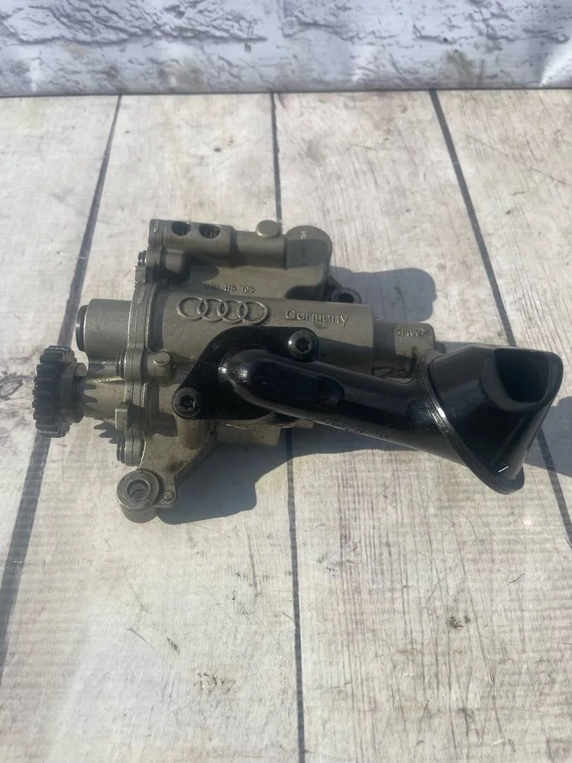 Масляный насос Audi Q3 2011-2014 8U