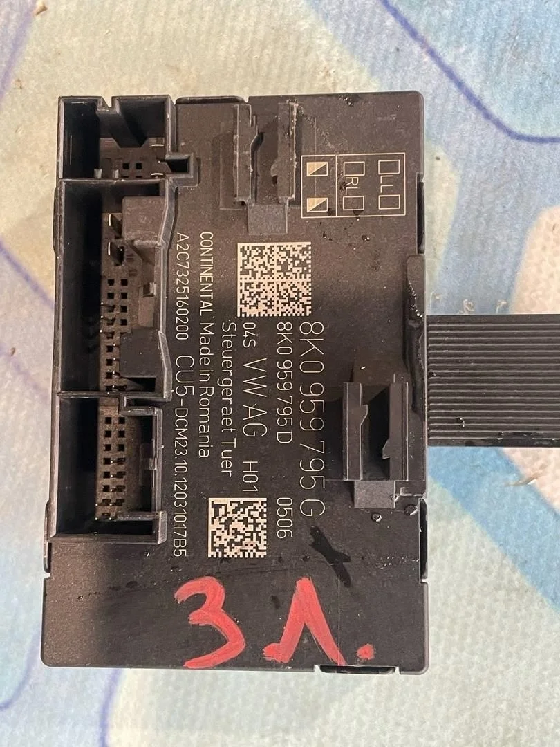 Блок комфорта Audi Q5 2008-2012 8R