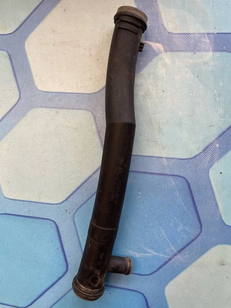 Патрубок Skoda Fabia 2 2007-2015