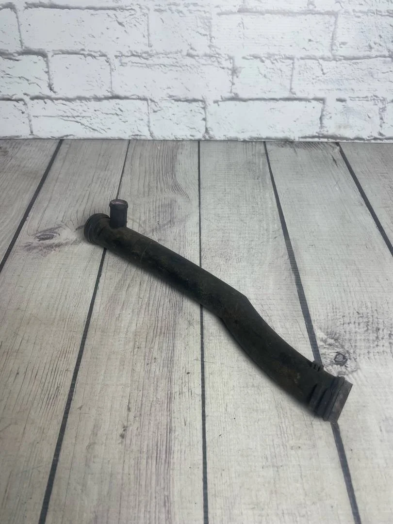 Патрубок Skoda Fabia 2 2007-2015