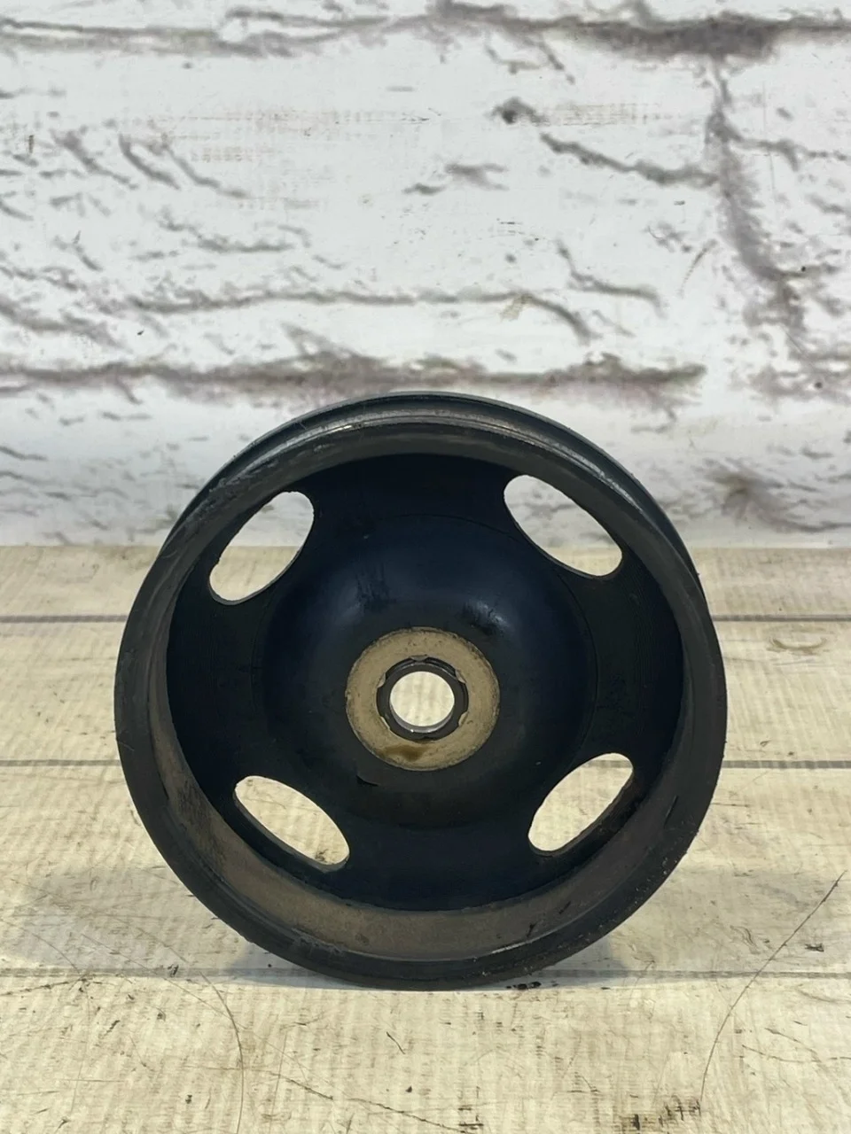 Шкив коленвала Skoda Fabia 2 2007-2015