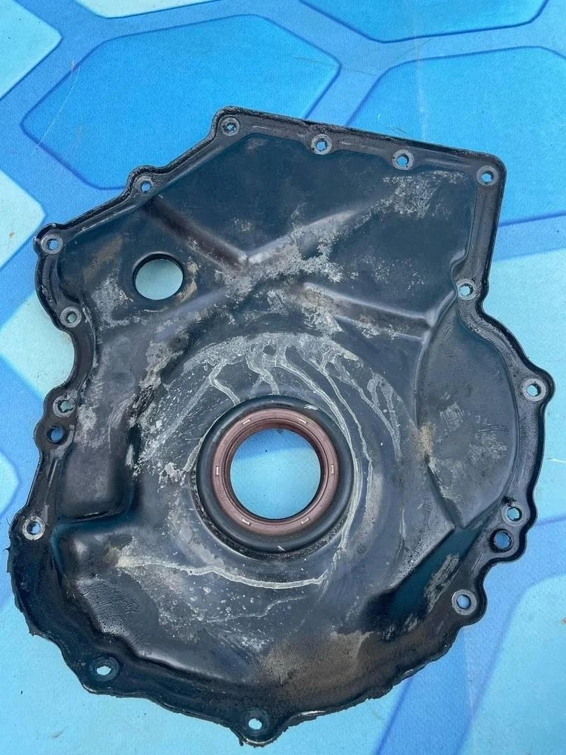 Крышка двигателя передняя Skoda Octavia 2004-2013 A5