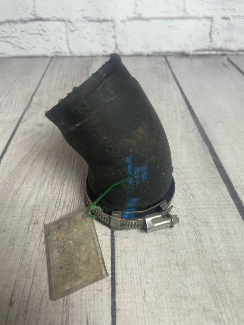 Патрубок интеркулера Skoda Octavia 2004-2013 A5